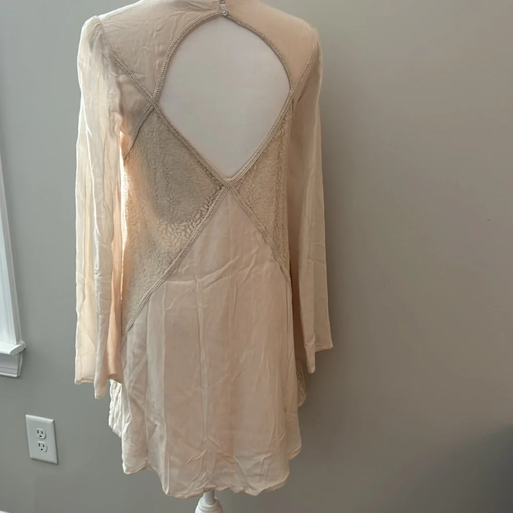 Fashion On Earth euc women’s